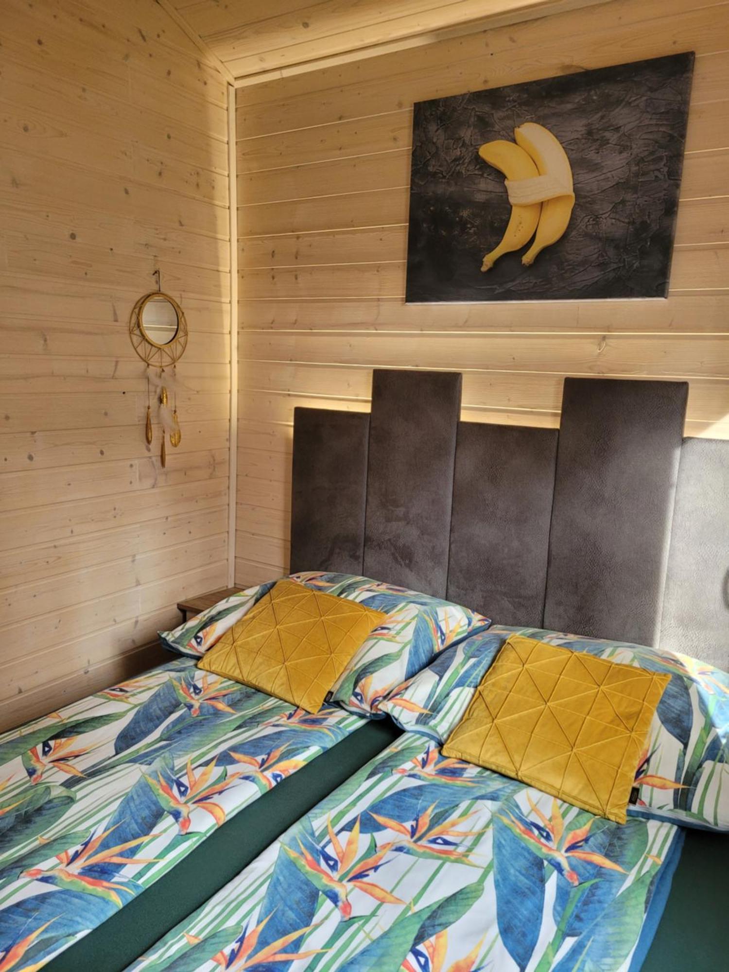 Sloneczny Domek Borsk Nr 2 I 15 - Nad Samym Jeziorem W Pierwszej Linii Room photo